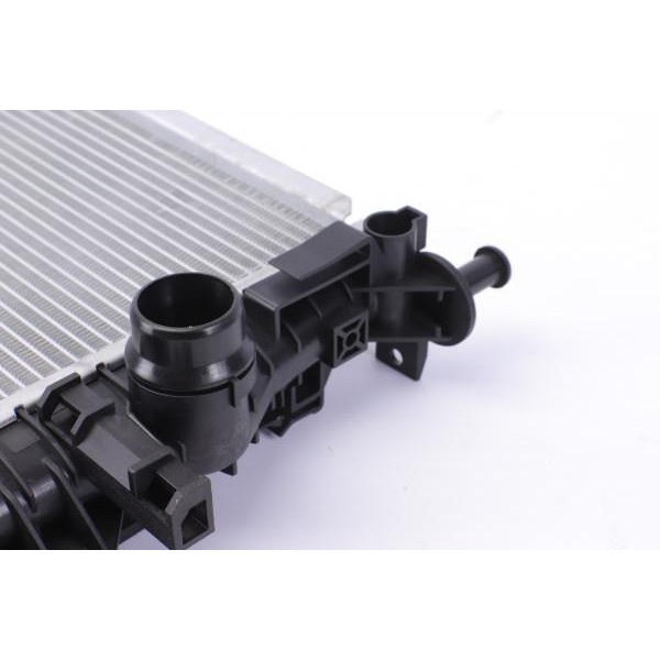 53737 NRF Радіатор охолодження Ford Focus III/Kuga/Mondeo 1.6-2.3 06-