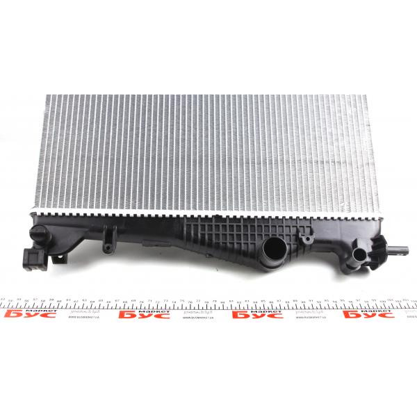 58498 NRF Радіатор охолодження Opel Vivaro 2.0CDTI 06-