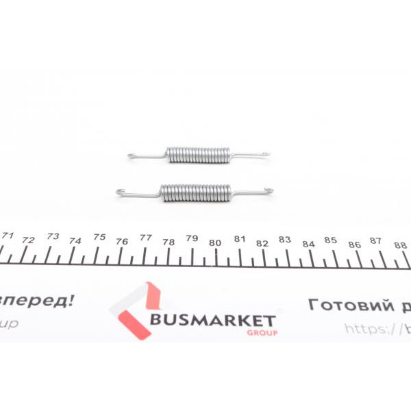1050630 QUICK BRAKE Комплект пружинок колодок ручника Opel Kadett/Combo -01