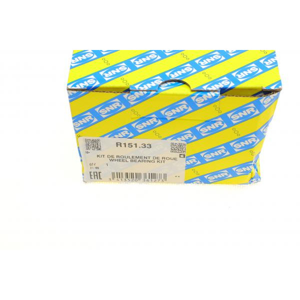 R15133 SNR Підшипник маточини (передньої) MB E-class (W210) 2.8/3.2 96-03
