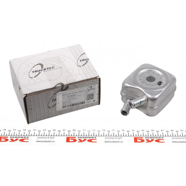 0718034 TRUCKTEC AUTOMOTIVE Радіатор масляний VW Caddy/Crafter/T5 1.9/2.5TDI 163ps (теплообмінник)