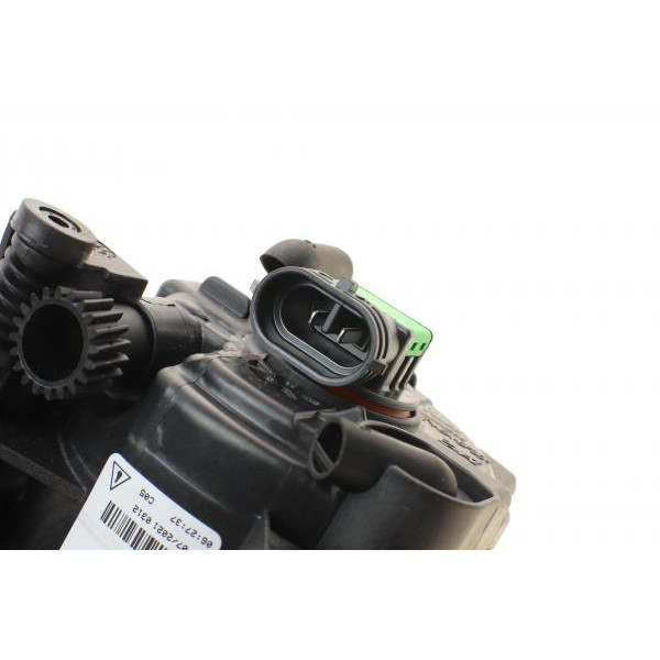 43653 VALEO Фара протитуманна Audi A4/A5/A6/Q3/VW Passat 07-15 (R)