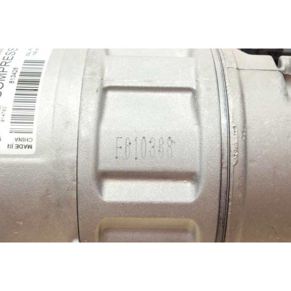 813428 VALEO Компресор кондиціонера BMW 7 (F01-F04)/X3 (E83/F25)/X5 (E70) 06-15 N52