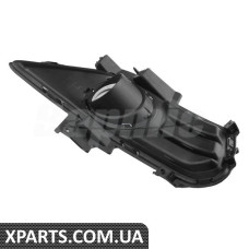 Решітка передньої протитуманної фари Bapmic ATPP5212125008 (аналог DS7Z17B814BA)