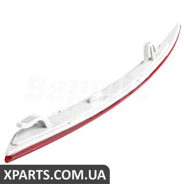 Відбивач заднього бампера Bapmic ATPP5218130007 (аналог DS7Z13A565A) Відбивач заднього бампера Bapmic ATPP5218130007 (аналог DS7Z13A565A)