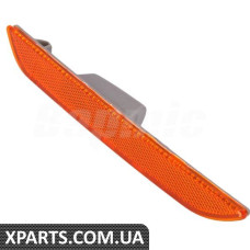 Отражатель заднего бампера Bapmic BF0113210029 (аналог Alt. Ref.:FR3Z15A201B)