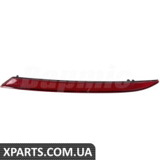Отражатель заднего бампера Bapmic BF0113210035 (аналог JR3Z15A449A)