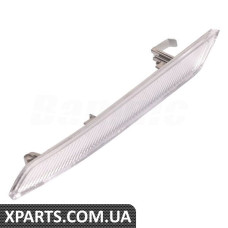 Передній бампер Reflector Bapmic BF0136940001 (аналог 63147187087)
