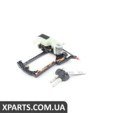 51218245354 BMW Замок двери с ключом - справа