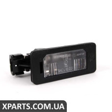 63267176934 BMW Розсіювач підсвічування номерного знака — ціна вказана за штуку