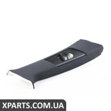 51438259820 BMW Чорне верхнє оздоблення центральної стійки - праворуч