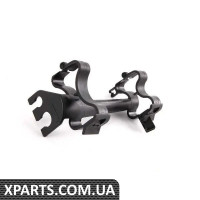 33181182958 BMW Правий кронштейн - вказана ціна за штуку