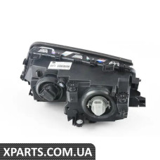 63126906496 BMW Галогенна фара в зборі - права