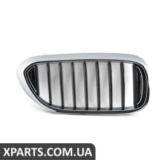 51137390864 BMW Решітка - передня - права