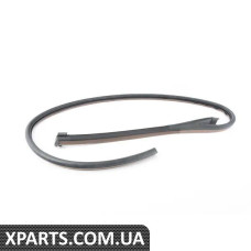 51718219554 BMW E36 Ущільнювач дверей - правий