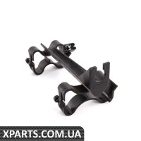 33181182957 BMW Правий кронштейн - вказана ціна за штуку