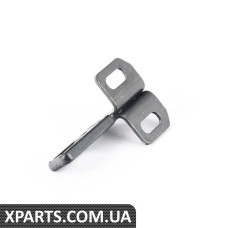 51247149629 BMW нападающий