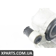 34111160379 BMW Передній гальмівний супорт - лівий