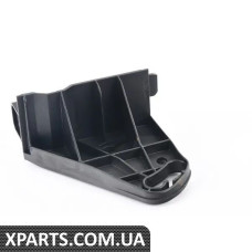 17118570831 BMW Кронштейн радіатора знизу праворуч