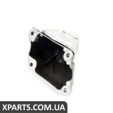 22116781236 BMW Опорний кронштейн двигуна F10 - правий