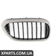 51138070470 BMW Решітка - передня - права