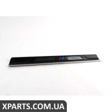 51477891930 BMW Накладка на поріг дверей М - права