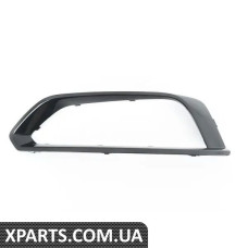 51117351830 BMW Оздоблення повітрозабірника - права - чорна основа