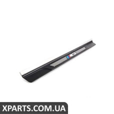 51477891928 BMW Накладка на поріг дверей M3 - права