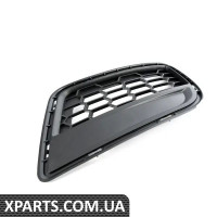 51118048110 BMW сітка бічне справа