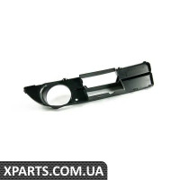 51117049244 BMW Решітка протитуманних фар бампера - пасажирська (права)