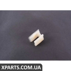 61131382510 BMW 8-КРОНШТЕЙН