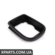51168213226 BMW Рамка дзеркала - права