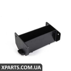 51111940378 BMW Напрямна переднього бампера E30 M3 — вказана ціна за штуку.