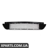 51117895842 BMW Решітка бампера - центр