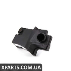 13711432413 BMW Впускний резонатор