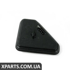 63218371326 BMW E39 Патрон лампы заднего фонаря люка - правый