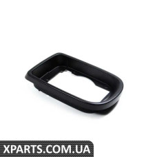51168213225 BMW Рамка дзеркала - ліва