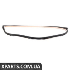 51767140642 BMW Ущільнювач дверей - правий