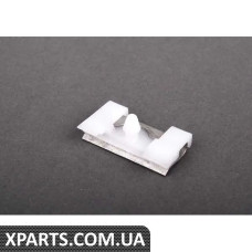 51318125892 BMW Затискач E38 - молдинг лівого або правого лобового скла
