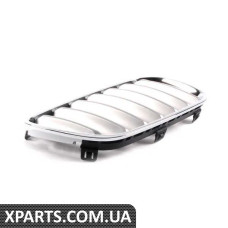 51113420090 BMW E83 Решітка права