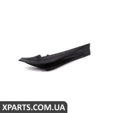 51717892268 BMW Вставка повітроводу - права