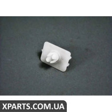 51131932865 BMW Затискач для панелі рокера E30 — ціна вказана за штуку