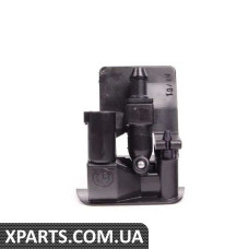 61667161469 BMW Форсунка для омивання лобового скла - вказана ціна за штуку