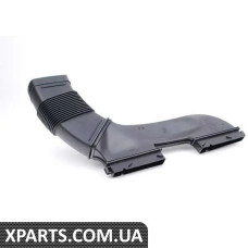 13717599282 BMW Впускний канал