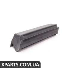 54317043891 BMW Уплотнитель оконной направляющей — передний левый