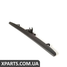 61618162983 BMW E39 Спойлер щітки склоочисника - правий