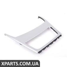 51168037467 BMW ОБРОБКА КРИШКИ