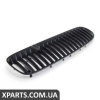 51137113729 BMW Решітка капота - ліва