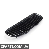 51137113730 BMW Решітка капота - права