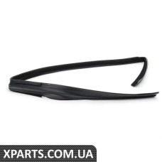 51328226872 BMW E39 Направляющая переднего стекла - правая